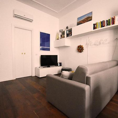 Corte Del 6 - Cozy Modern Flat Apartment Milan Bagian luar foto
