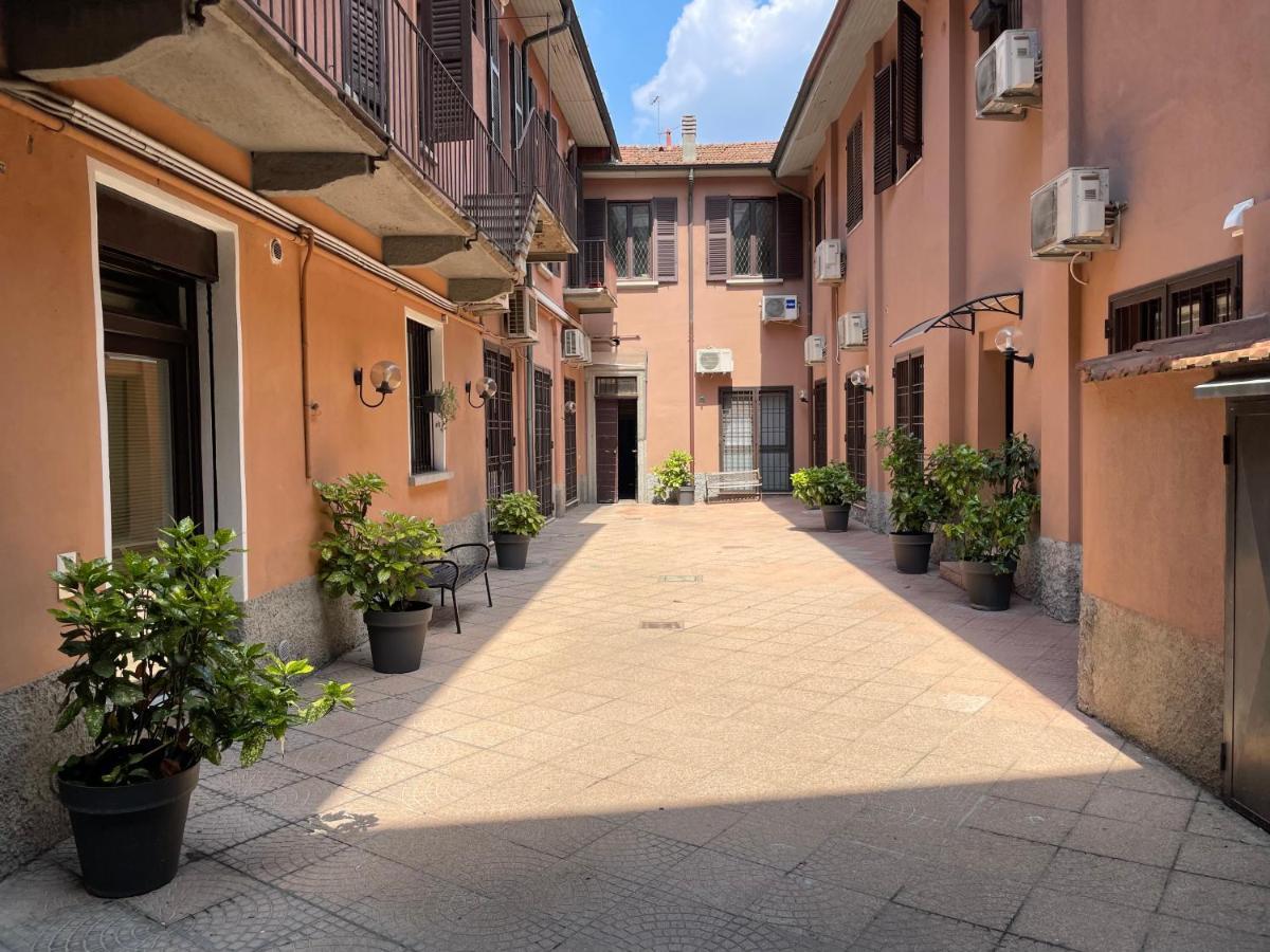 Corte Del 6 - Cozy Modern Flat Apartment Milan Bagian luar foto