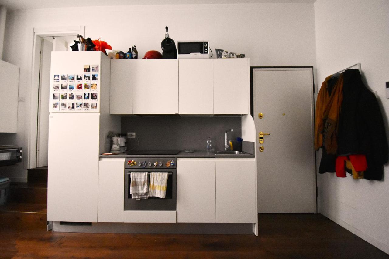 Corte Del 6 - Cozy Modern Flat Apartment Milan Bagian luar foto
